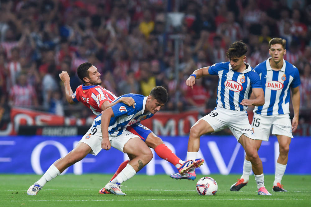 西甲焦点战：西班牙人VS埃尔切——深度赛前解析与比分前瞻