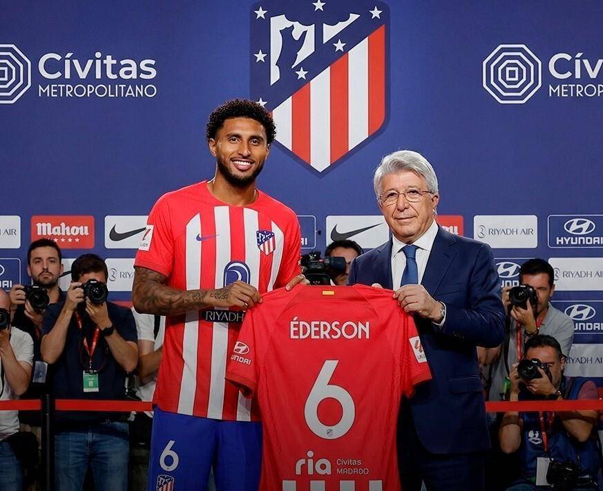 欧洲足坛1夜3大消息：利物浦7000万抢人，签意甲王牌前锋，皇马核心重伤离场